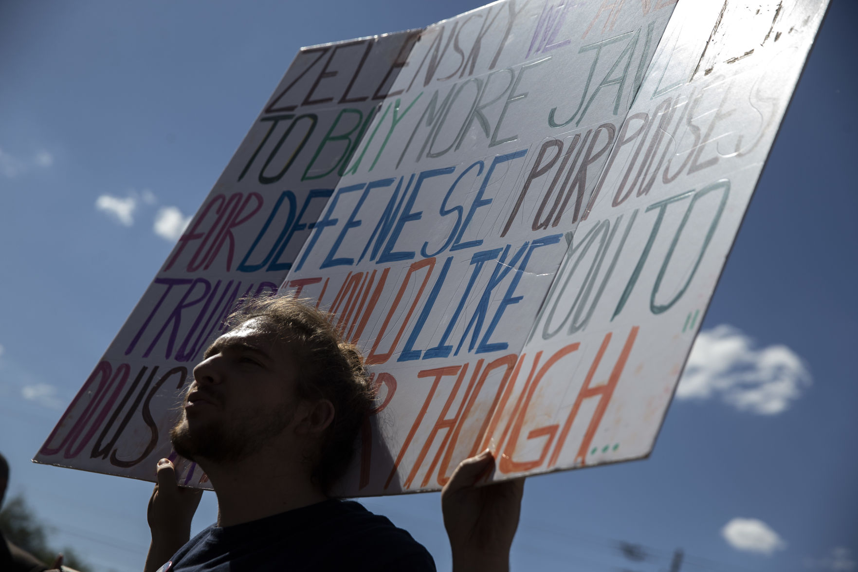 Anti-impeachment protest in Tucson